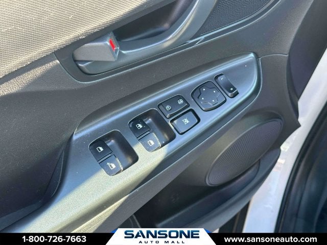 2023 Hyundai Kona SE