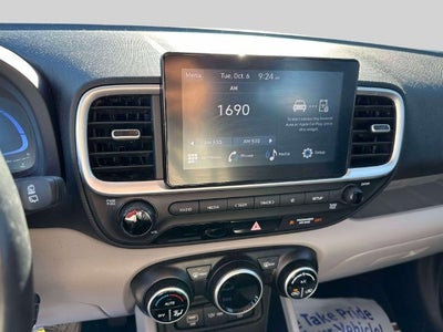 2023 Hyundai Venue SEL