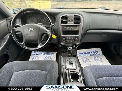 2004 Hyundai Sonata Base