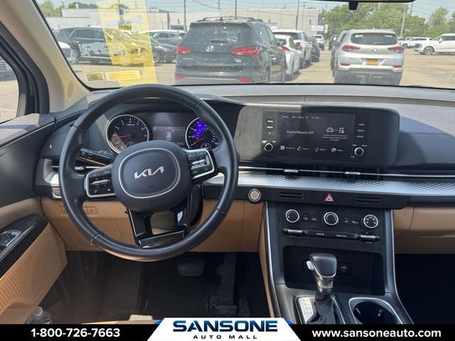 2024 Kia Carnival LX