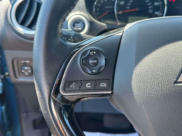 2017 Mitsubishi Mirage SE